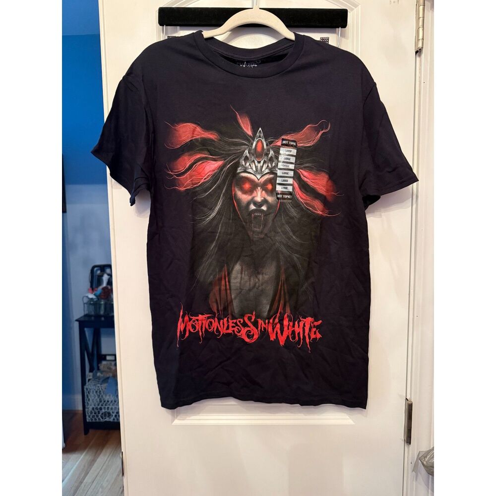 BNWT Motionless in White Tshirt Size Large
